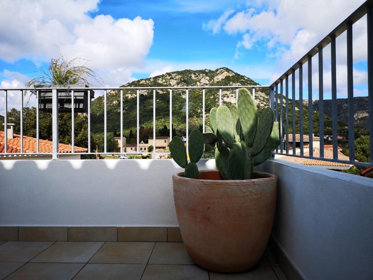 B&B Limone San Teodoro  Eksteriør billede